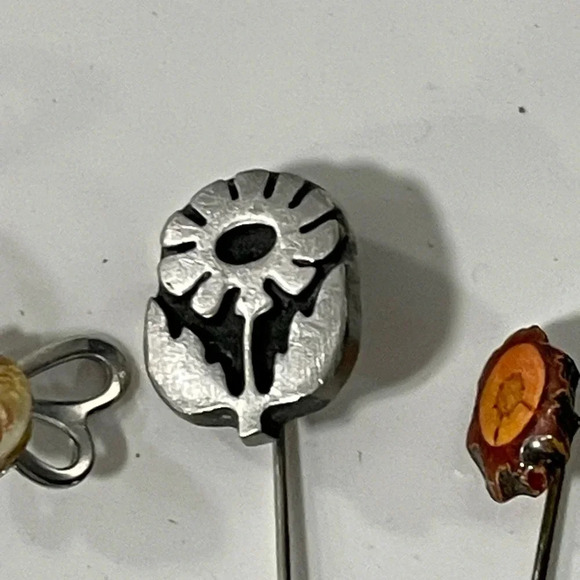 Vintage Lot of 4 Hat Pins Floral Sweden Wood Metal - Picture 3 of 5
